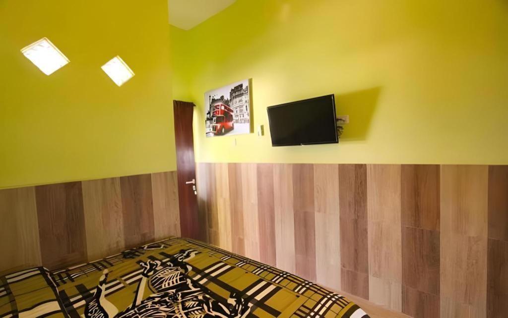 Oasis Studio - Satu Kejayan Exterior foto